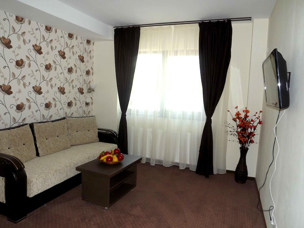 West Plaza Residence Bucarest Habitación foto